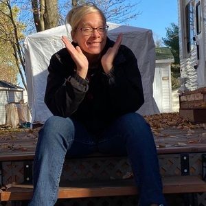 Meet your Posher, Sandra